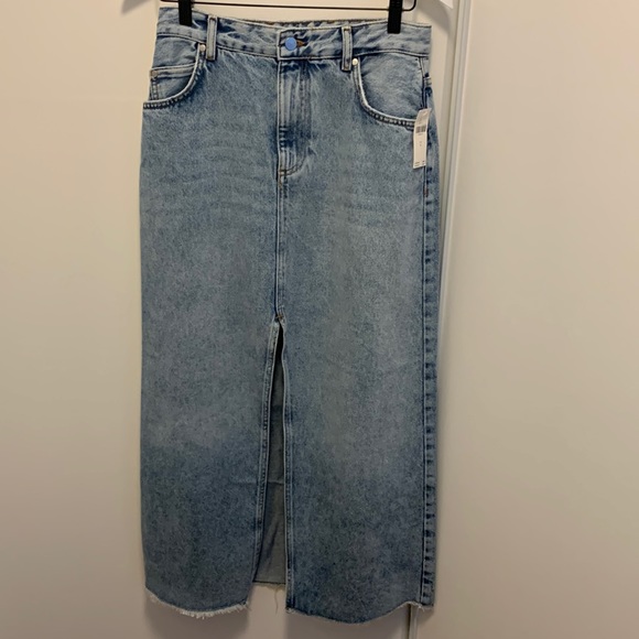 Pilcro ‘The Madi’ Front Slit Denim Skirt - Picture 2 of 7